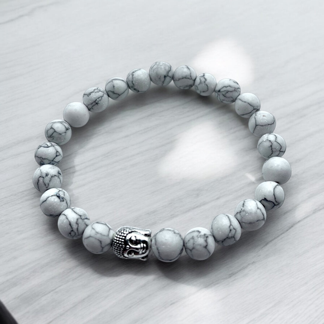 Pulsera de howlita blanca y buda
