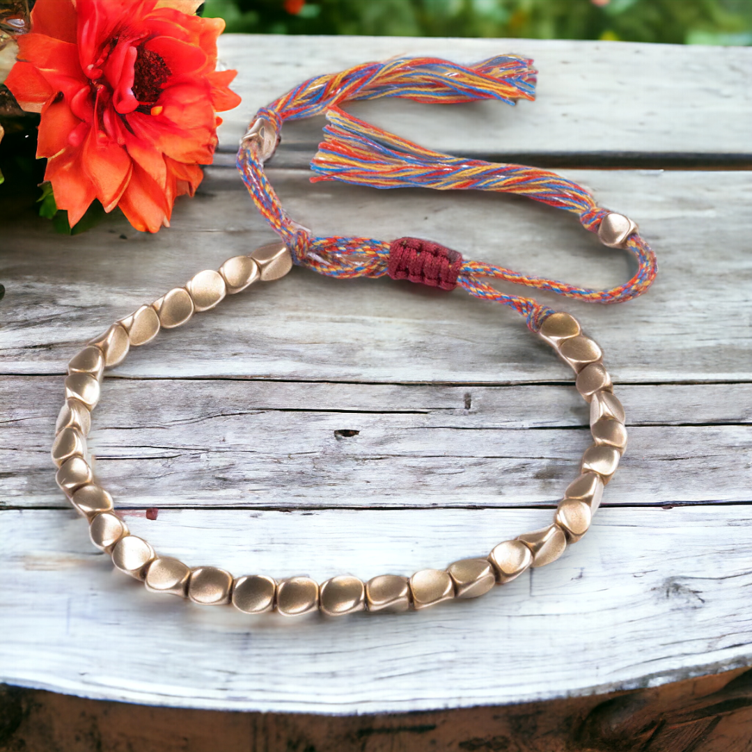 Pulsera Hilo de la Suerte con Cuentas de Cobre Tibetano