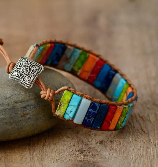 Pulsera de Cuero con Piedras Multicolores